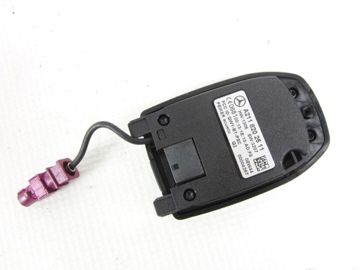 Zlacze UHI telefonu Mercedes W251 R-klasa