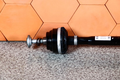 BMW G20 semi-axis right right rear part rear 8487124 8 km !!!