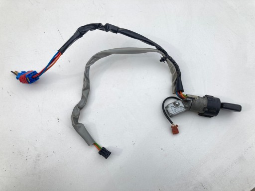 02-08r. - КЛЮЧ ЗАПАЛЮВАННЯ Citroen Berlingo PEUGEOT Partner Lift 02-08