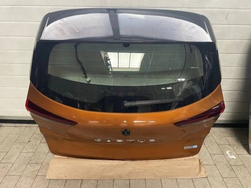 trunk door cover boot rear part RENAULT CAPTUR II BIXNB / TEEPY as new