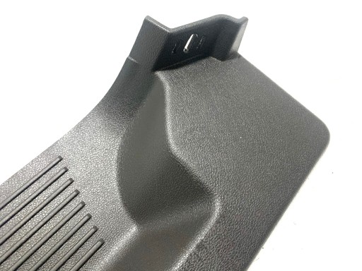 Stopien podest threshold door right rear part Ford Courier