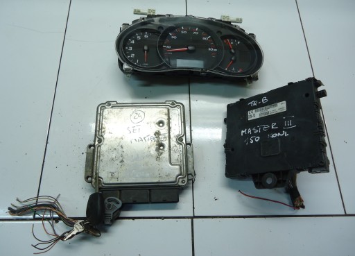 RENAULT MASTER III 2.3 DCI running board starter computer 0281019382 284B10516R
