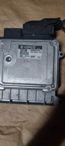 Контроллер двигателя hyundai 39112-2b080