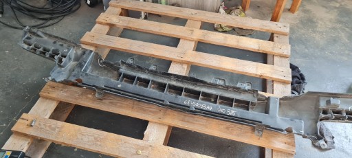 Chrysler Pacifica 2022 cap ABSORBER of a bumper front 68430033AA