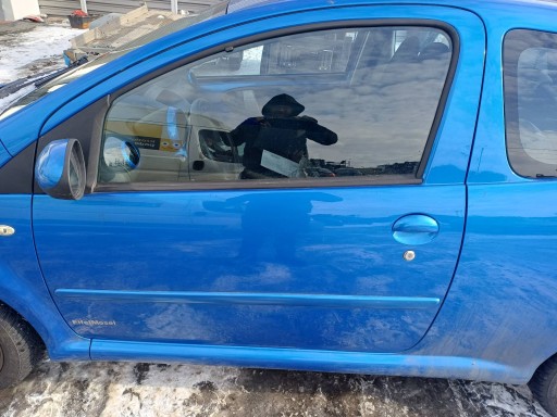 door complete left front 3D TOYOTA AYGO and 8U7