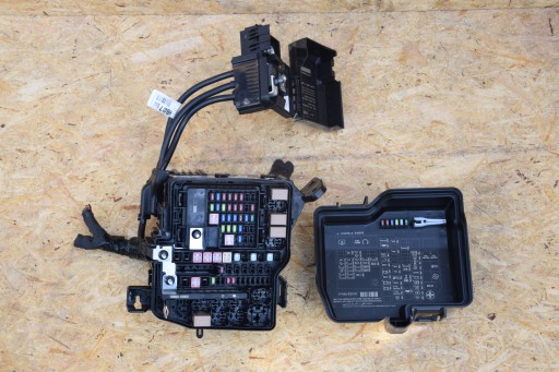 Блок предохранителей sportage v 1.6 d 23r 0km новый 91403-r2090