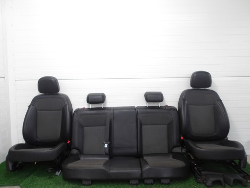 OPEL ASTRA IV J 09-15 KOMBI Sitze vorne Sitz hinten KPL Halbleder EU