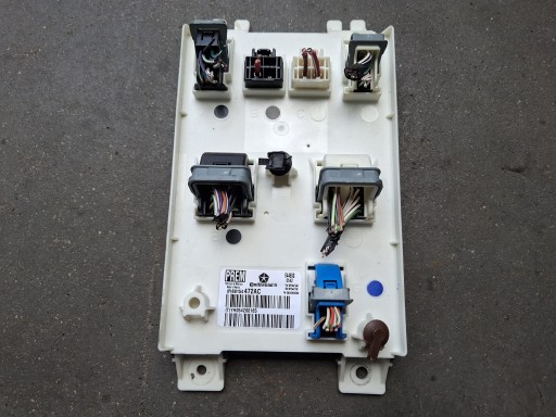 module control unit BCM 68154472AC CHRYSLER 300C II LANCIA THEMA 3.0 D CRD