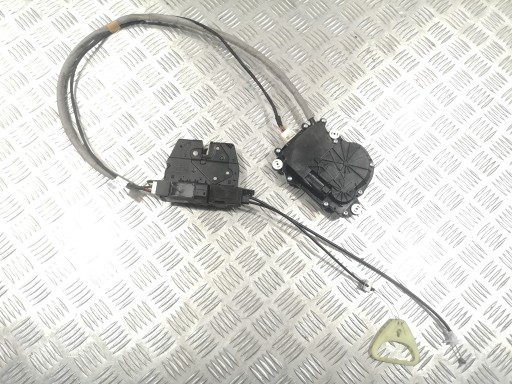 4817123 7191213 - Замок багажника BMW F01 F02 F04