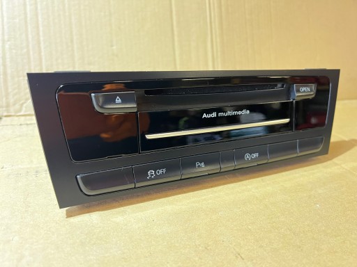 AUDI A4 B8 A5 8T LIFT MULTIMEDIA CZYTNIK der Navigation MMI 8R2035652A