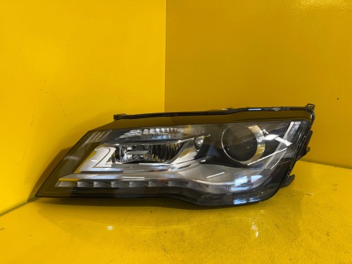 light left Audi A7 4G8 10-14 BI XENON 4G8941005C