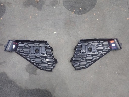 grid of a bumper left rear part AUDI A3 RS3 2020