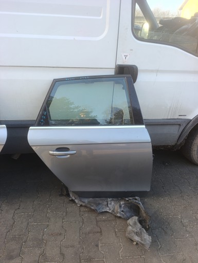 complete door right rear part right rear. Audi A4 B8 KOMBI LY7G