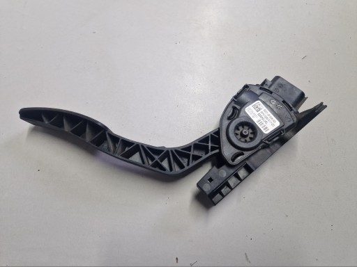 FORD FIESTA MK7 accelerator pedal 8V21-9F836-AB