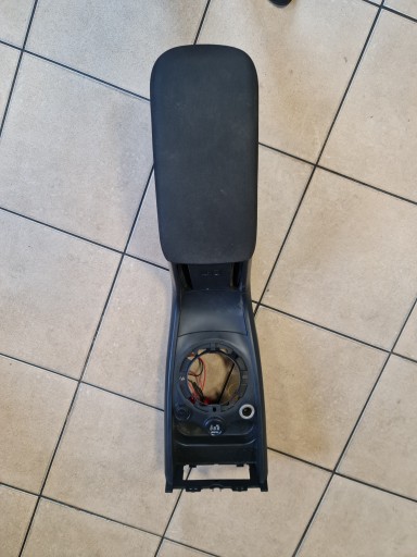 ЦЕНТРАЛЬНИЙ ПІДЛОКІТНИК MEGANE II LIFT KOMB 06