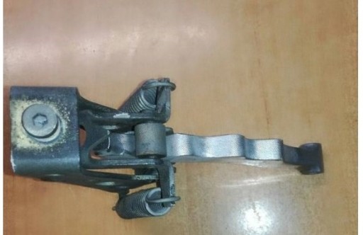 limiter door left right MERCEDES 107 SL SLC 1077200016