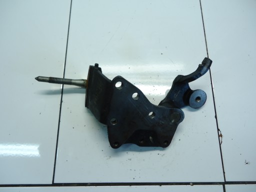 HYUNDAI SANTA FE 2.4 16V G4JS engine mount
