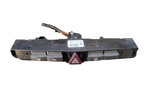 PANEL Schalter Leuchten des warnblickschalters OPEL ZAFIRA B 13100116