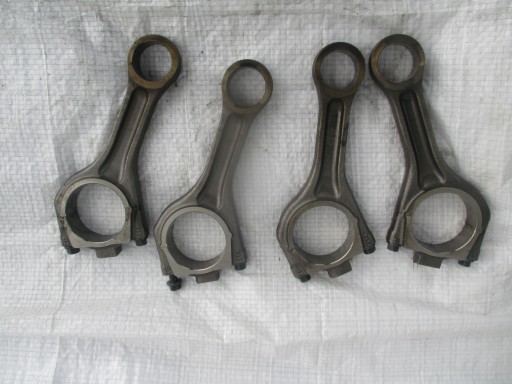 1114 - ШАТУН JAGUAR XE RANGE LAND ROVER EVOQUE 2.0 D