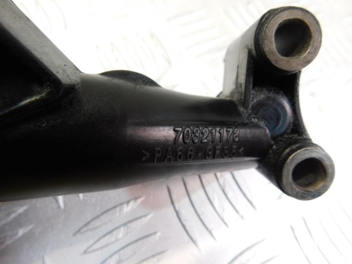 Mercedes Sprinter 906 2.2cdi 651 cover of a filter, oil filter oil 70321178