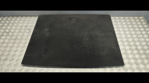 8U - КОВРИК НА ПОЛУ БАГАЖНИКА AUDI Q3