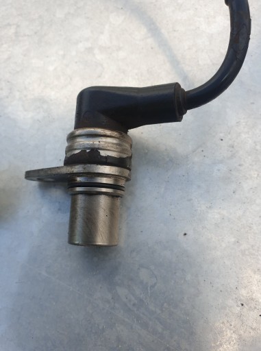 Датчик оборотов двигателя ГРМ Scania R 2057381