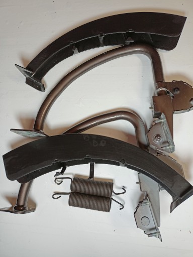 MASERATI GHIBLI 14 + ПЕТЛЯ КРЫШКИ БАГАЖНИКА ЛЕВАЯ