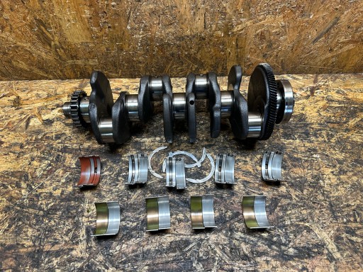 04L - КОЛЕНВАЛ 2.0 TDI CRL PASSAT B8 T5 CRAFTER