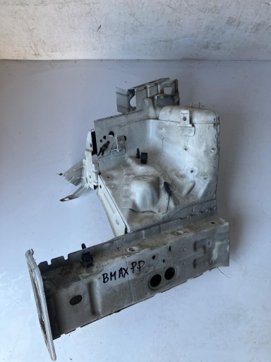 quarter quarter right front FORD B MAX