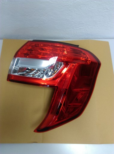 1607955480 - Задний фонарь C C4 AIRCROSS правый