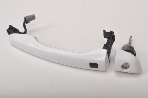 I30 III дверна ручка права передня з підсвічуванням PYW