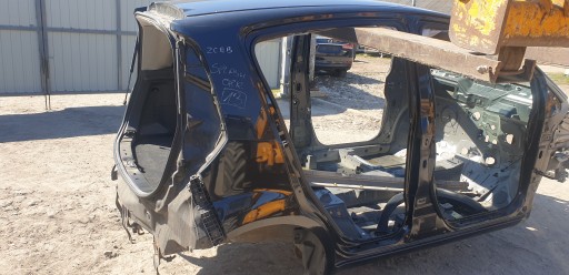 Suzuki Splash 2008R пояс заднее крыло цвет ZCEB