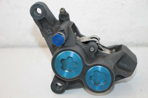 11 - Yamaha R1 RN09 02-03 гальмівний супорт передній лівий