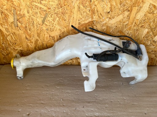 washer fluid tank JEEP GRAND CHEROKEE WK2