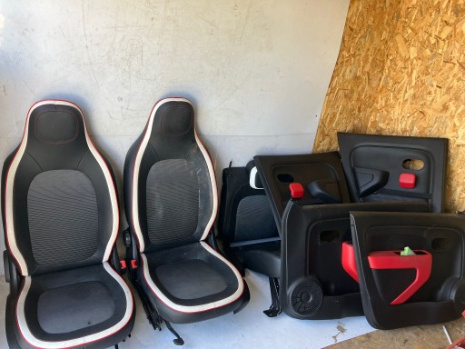 FOTELE oldalsó KANAPA TWINGO III