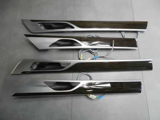 BMW 7 G12 молдинги двері декоративні елементи