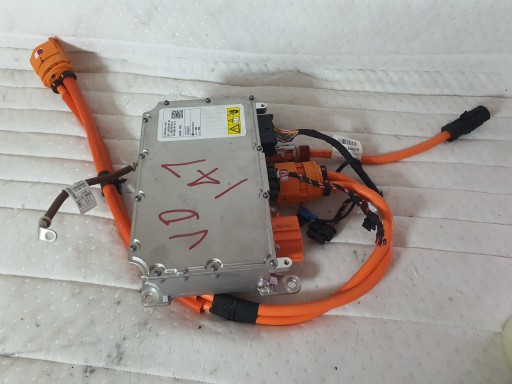 A0009009026 - Контролер зарядного акумулятора mercedes eqc eqv