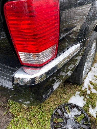 Chrysler Aspen хромована смуга права ліва