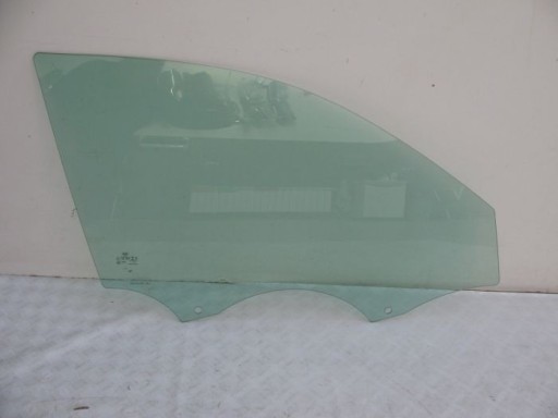 AUDI Q3 боковое стекло двери правая передняя 2018