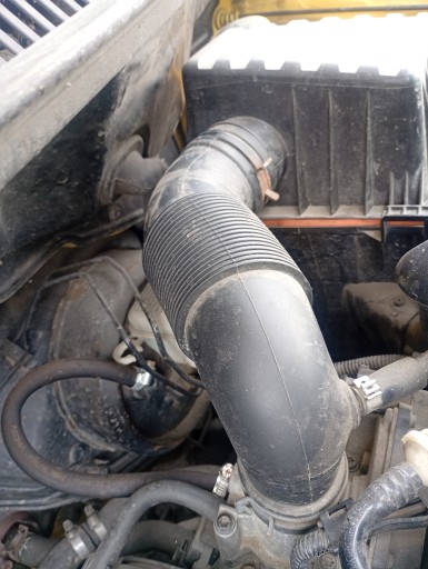 vedení vzduchový trouba VW Fox 05-11 1.2 6V