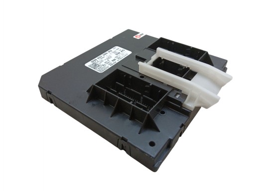 comfort control unit BCM OCTAVIA III SUPERB III KODIAQ PASSAT B8 5Q0937086BQ