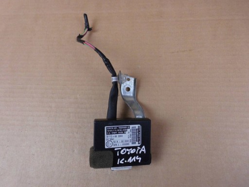 Toyota Avensis T270 T27 module control unit immobilizera 89780-05050
