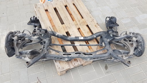 5QA505315B - Volkswagen touran 5t belka подвеска задний набор