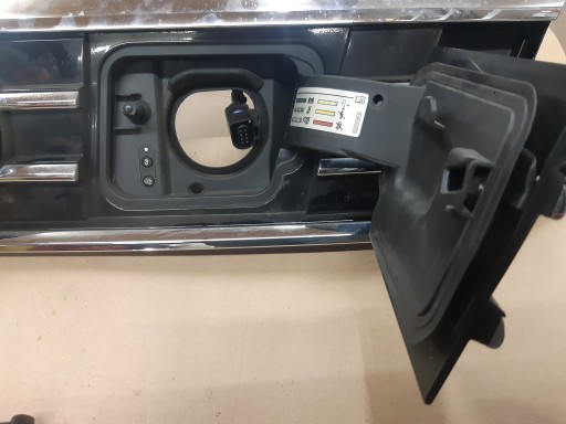 VW PASSAT B8 кришка зарядного гнізда 3G0853479D