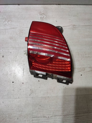 Peugeot 2008 and 2018 rear part side right light rear