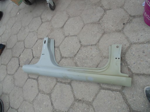 5E - Поріг Octavia III 5E0 5E9 передній правий