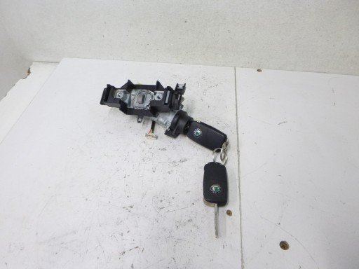ignition z wkladem, stelazem and kluczykami Skoda Octavia II 1K0905851B