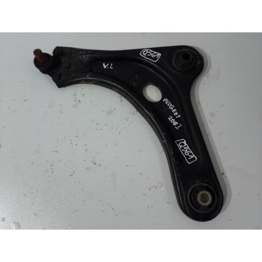 Peugeot 208 and Citroen C3 III arm front left (Q561)