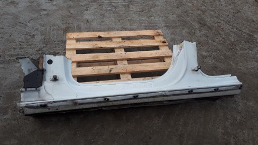 A4 B8 S4 поріг обшивка ліва передня ліва S LINE LS9R