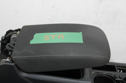 TUNEL central armrest VW TOURAN II 2 5TA